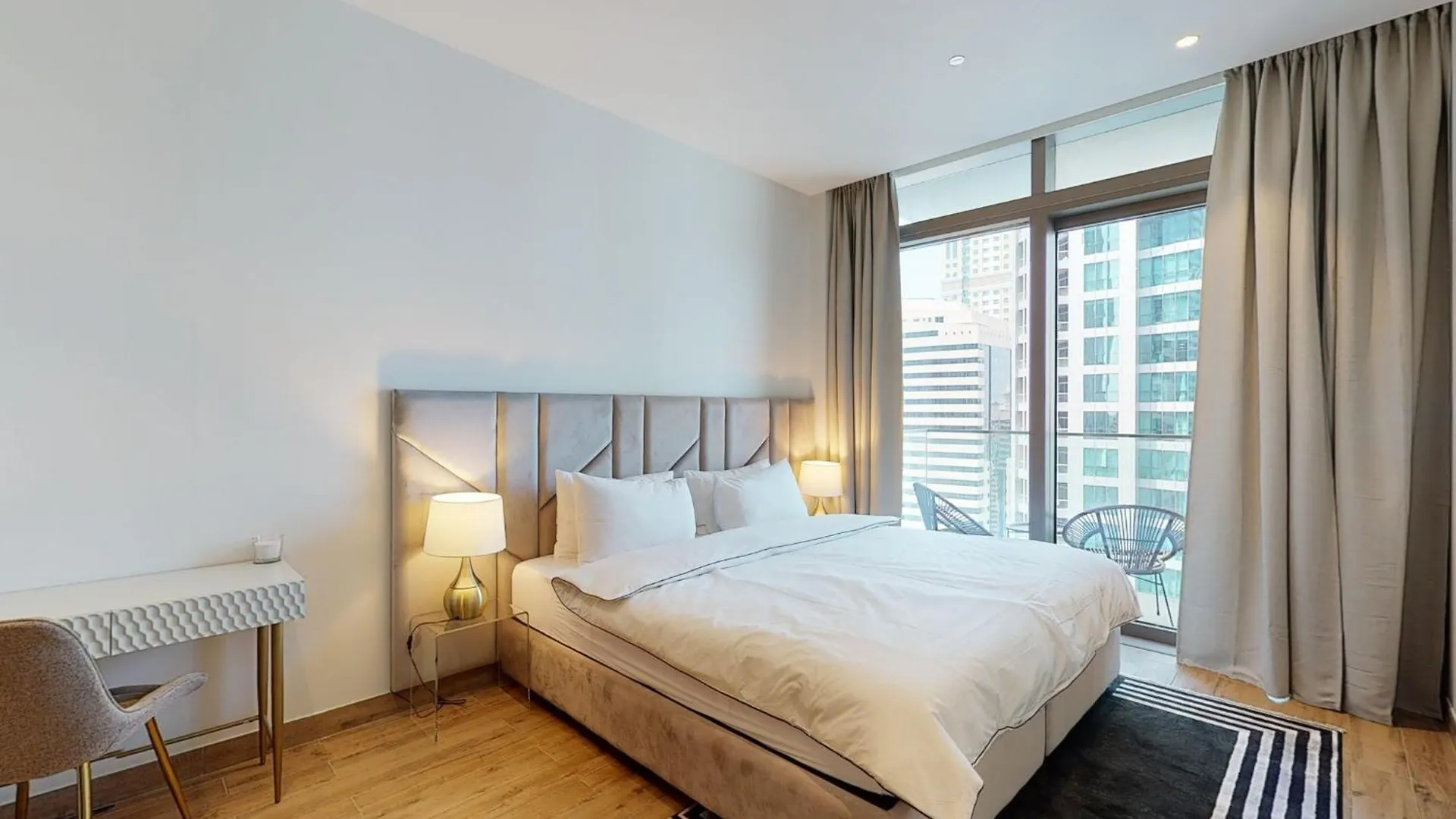 Luxury 5 Star Suite Dubai Marina Apartment