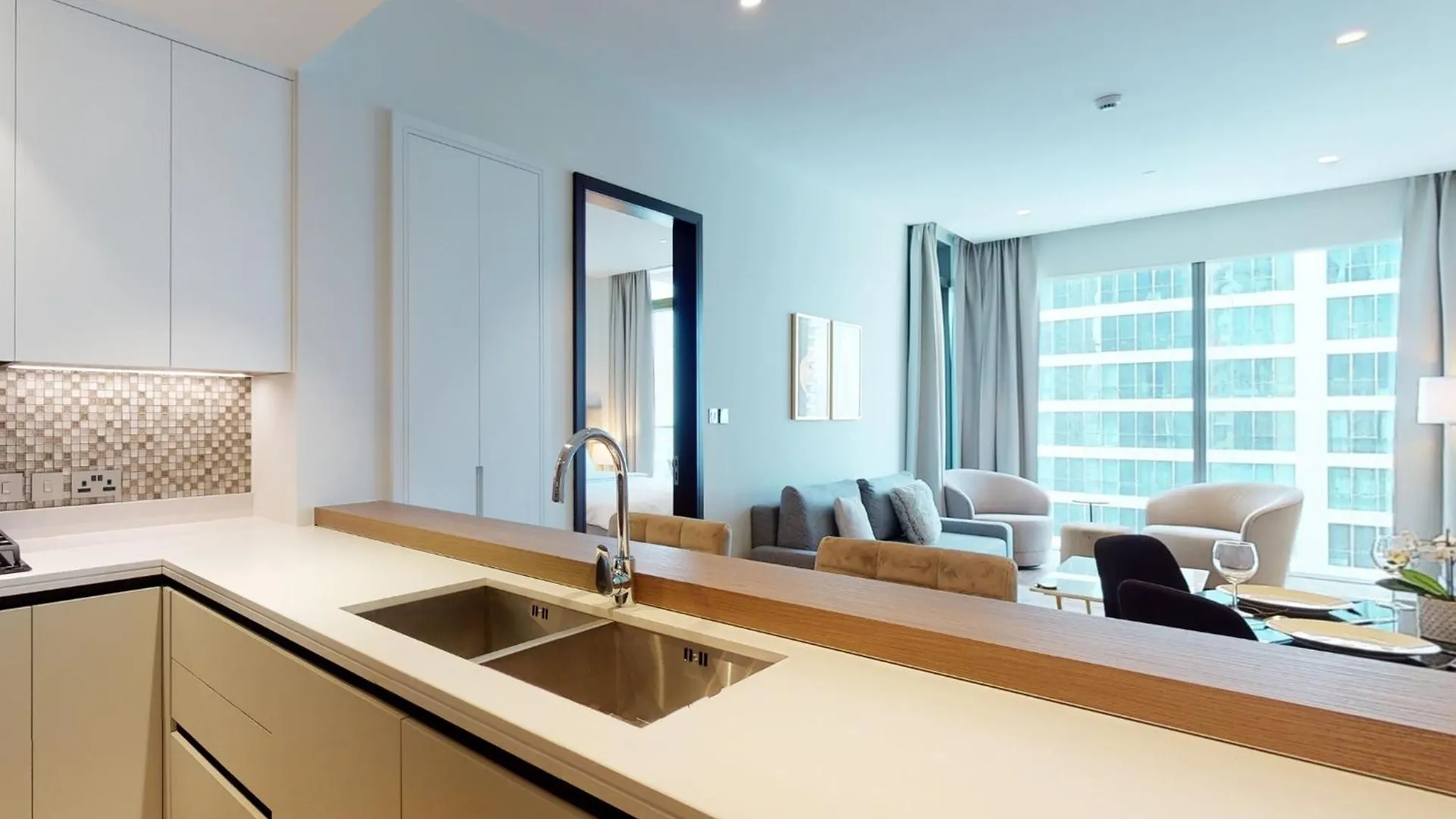 Luxury 5 Star Suite Dubai Marina